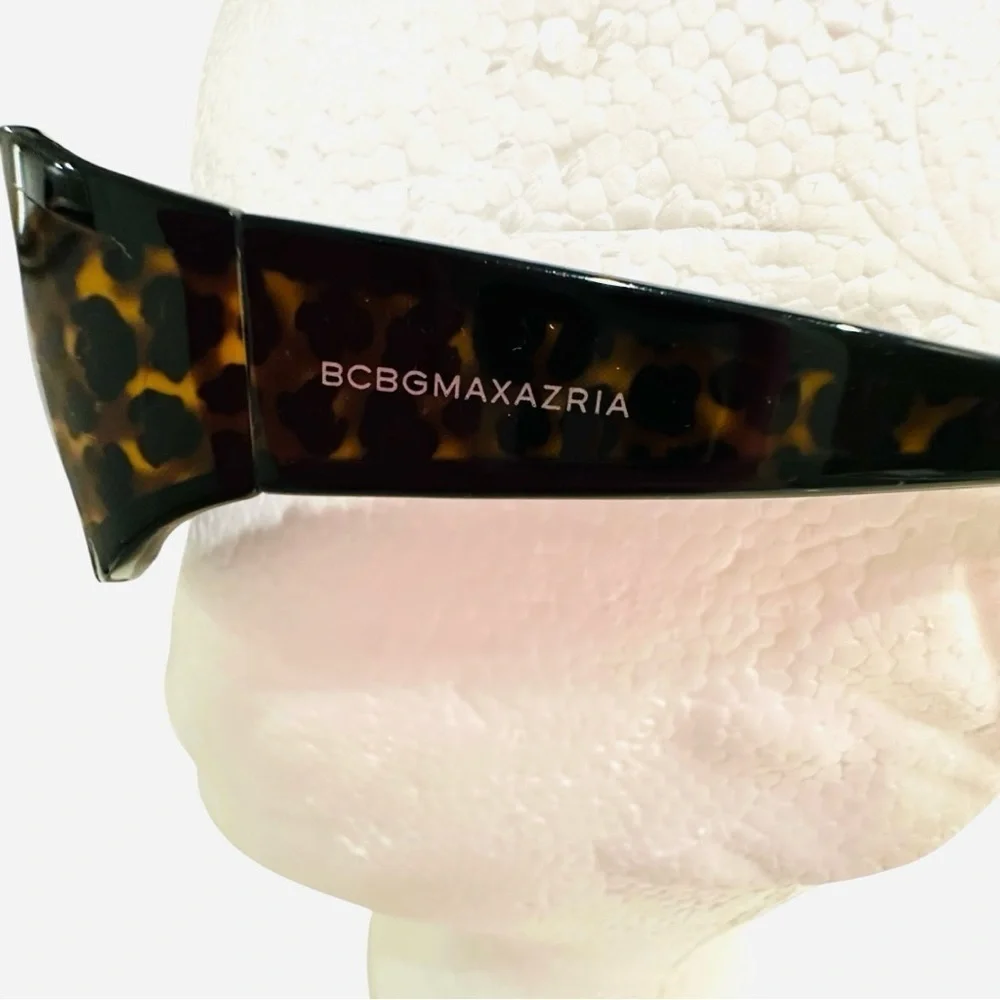 BCBGMAXAZRIA Minx Sunglasses Black w/ Leopard Print Grey UV400 Blocking Lenses